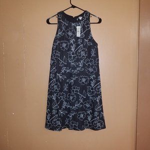 $79 LOFT Sz. 8-PETITE BLACK & WHITE SLEEVE LESS